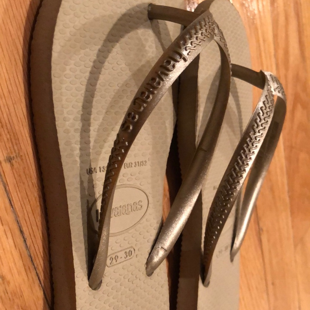 🌟Host Pick!🌟💗Havaianas Girls Flip Flops💗 - Picture 5 of 5